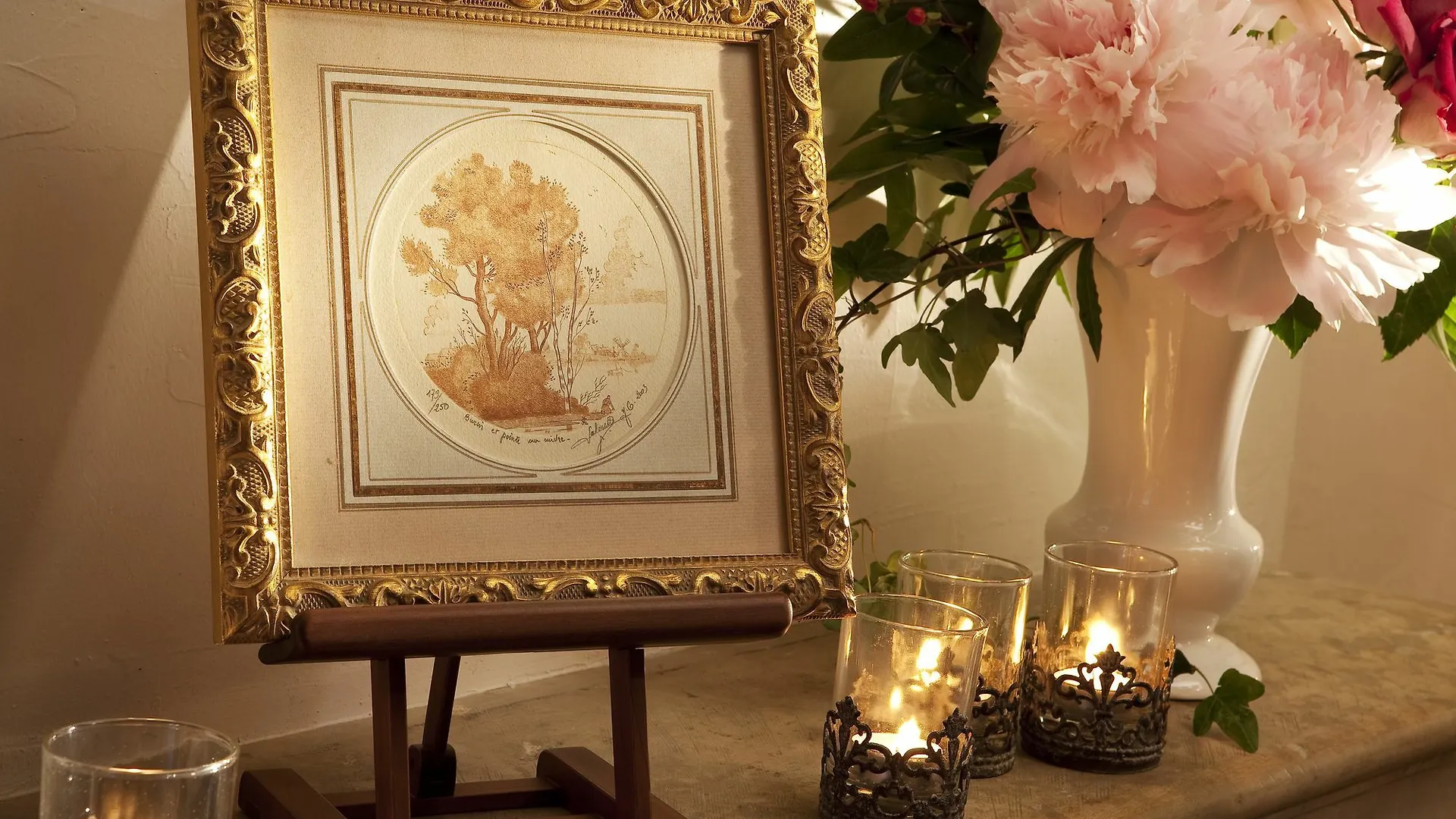 ****  Hotel D'Angleterre Paris France