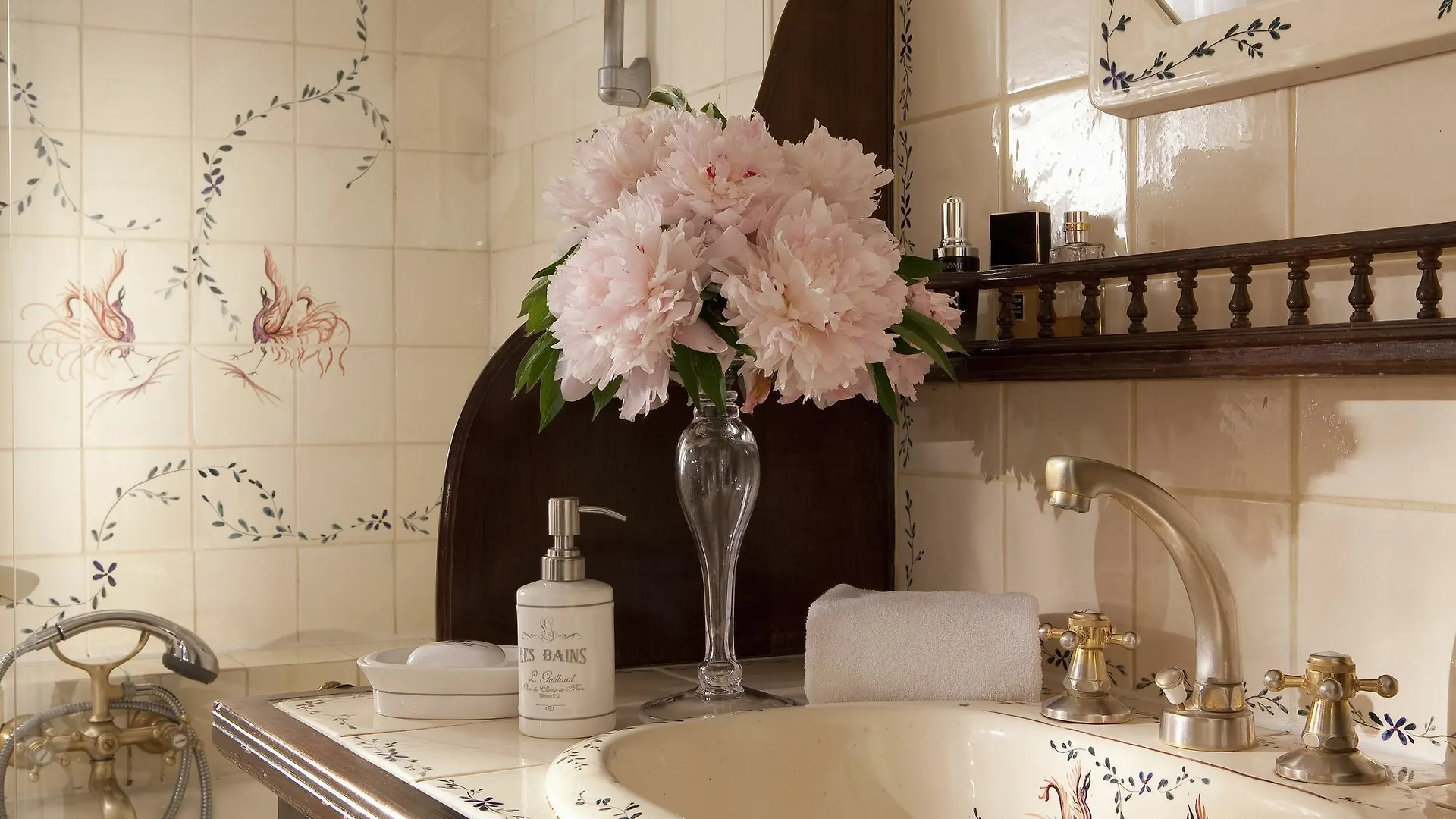 ***  Hotel D'Angleterre Paris France
